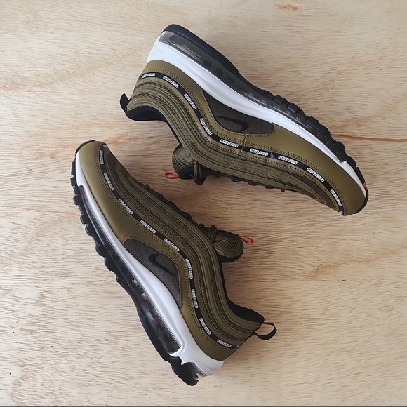 SOLD Nike x Undefeated Air Max 97 - Picture 2 of 9